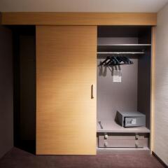Parco Dei Principi Hotel Congress & SPA Бари сейф в номере