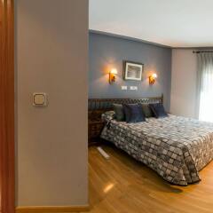 Отель Hostal Gran Duque Боойо комната для гостей фото 3