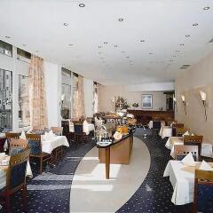 Отель Superior Hotel Präsident Германия, Мюнхен - 8 отзывов об отеле, цены и фото номеров - забронировать отель Superior Hotel Präsident онлайн питание фото 2