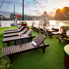 Отель Halong Lavender Cruises бассейн