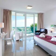 Отель Mercure Rimini Artis Римини комната для гостей фото 3