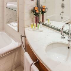 Отель Le Grand Amman Managed By AccorHotels ванная фото 2