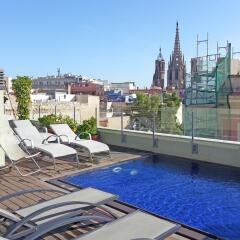 Отель Catedral Bas Apartments Barcelona Испания, Барселона - 1 отзыв об отеле, цены и фото номеров - забронировать отель Catedral Bas Apartments Barcelona онлайн бассейн фото 2