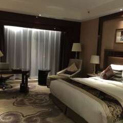 Qujiang International Hotel комната для гостей фото 3
