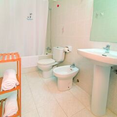 Отель Apartamentos Mar Blanca ванная