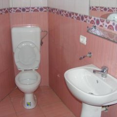 Pensiunea Emma in Cartisoara, Romania from 700$, photos, reviews - zenhotels.com bathroom