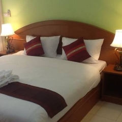 Phuket Holiday Hostel пляж Ката комната для гостей фото 3