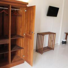 Отель Prego Suites сауна