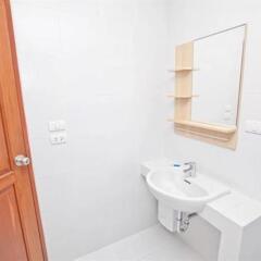Отель Baan Salin Suites ванная