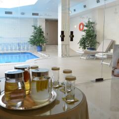 Отель Olissippo Lapa Palace – The Leading Hotels of the World бассейн фото 3