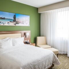 Отель Hampton by Hilton Santo Domingo Airport комната для гостей фото 3