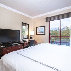 Отель Granville Island Hotel Канада, Ванкувер - отзывы, цены и фото номеров - забронировать отель Granville Island Hotel онлайн удобства в номере фото 2