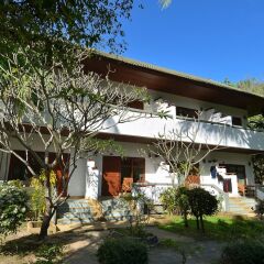 Отель First Bungalow Beach Resort вид на фасад фото 2