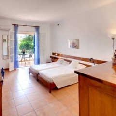 Отель Folies Corfu Town Hotel Apartments Греция, Корфу - отзывы, цены и фото номеров - забронировать отель Folies Corfu Town Hotel Apartments онлайн комната для гостей