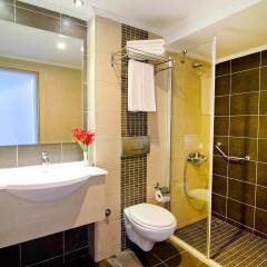 Отель Atlantique Holiday Club - All Inclusive Кушадасы ванная