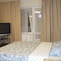 Апартаменты LUXKV Apartment on Moldavskaya комната для гостей фото 3