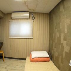 Отель Hi Guesthouse бассейн