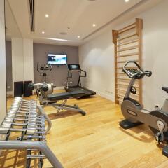 White Hotel фитнесс-зал фото 4