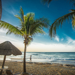 Отель Mahekal Beach Resort пляж