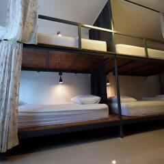 Varinda Hostel сейф в номере