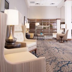 Отель Embassy Suites Bloomington Блумингтон спа