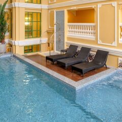 Отель Baan Phraeng Poshtel Bangkok Бангкок бассейн фото 3