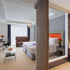 Grand 5 Hotel & Plaza Sukhumvit Bangkok комната для гостей фото 3