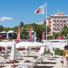 Hotel Milton Rimini Римини приотельная территория