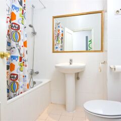 Отель Madrid Motion Hostels ванная фото 2