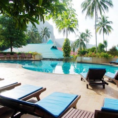 Отель Tipa Resort Краби бассейн