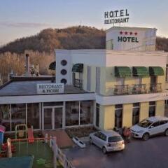 Отель Autostation Hotel Албания, Преза - отзывы, цены и фото номеров - забронировать отель Autostation Hotel онлайн фото 15