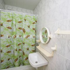 Гостиница Guest House Kiparis в Анапе отзывы, цены и фото номеров - забронировать гостиницу Guest House Kiparis онлайн Анапа ванная