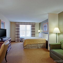 Country Inn & Suites by Radisson, Minneapolis West, MN in Plymouth, United States of America from 150$, photos, reviews - zenhotels.com guestroom