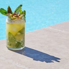 Отель La Maltese Estate, Buddha-Bar Beach Santorini гостиничный бар