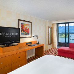 Отель Pinnacle Hotel Harbourfront Канада, Ванкувер - отзывы, цены и фото номеров - забронировать отель Pinnacle Hotel Harbourfront онлайн комната для гостей фото 2