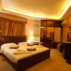 Отель Seven Wonders Hotel Иордания, Вади-Муса - отзывы, цены и фото номеров - забронировать отель Seven Wonders Hotel онлайн сейф в номере