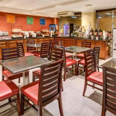 Отель Comfort Inn США, Нью-Йорк - 1 отзыв об отеле, цены и фото номеров - забронировать отель Comfort Inn онлайн питание