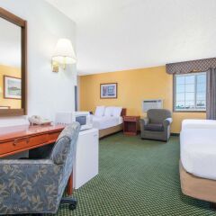 Отель Days Inn by Wyndham Great Bend США, Хойзингтон - отзывы, цены и фото номеров - забронировать отель Days Inn by Wyndham Great Bend онлайн сауна