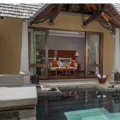 Отель Maradiva Villas Resort and Spa бассейн фото 2