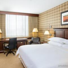 Отель Sheraton JFK Airport Hotel США, Нью-Йорк - 1 отзыв об отеле, цены и фото номеров - забронировать отель Sheraton JFK Airport Hotel онлайн комната для гостей фото 3