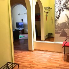 Апартаменты LUXKV Apartment on Tverskaya-Yamskaya сейф в номере