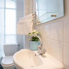 Отель Sochic Suites Paris Parc Des Expositions ванная