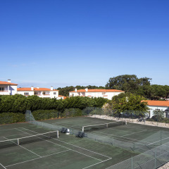 Отель The Village Praia D El Rey Golf & Beach Resort Обидуш спортивное сооружение