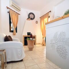 Апартаменты Koukounari Apartments комната для гостей фото 5