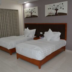 Hotel Platinum in Kintsana, Republic of the Congo from 147$, photos, reviews - zenhotels.com guestroom photo 2
