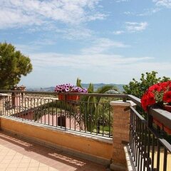 Отель Poggio Del Sole Country House Италия, Ситта-Сант-Анджело - отзывы, цены и фото номеров - забронировать отель Poggio Del Sole Country House онлайн пляж фото 2