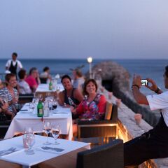 Отель Astoria Hotel Budva - Montenegro Черногория, Будва - отзывы, цены и фото номеров - забронировать отель Astoria Hotel Budva - Montenegro онлайн питание