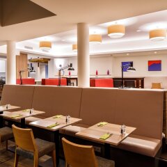 Отель Holiday Inn Dresden - City South Германия, Дрезден - отзывы, цены и фото номеров - забронировать отель Holiday Inn Dresden - City South онлайн интерьер отеля