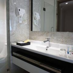 Отель Golden Peak Resort & Spa Вьетнам, Камрань - отзывы, цены и фото номеров - забронировать отель Golden Peak Resort & Spa онлайн ванная