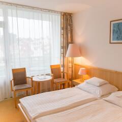 Отель Hunguest Hotel Panorama Венгрия, Хевиз - 1 отзыв об отеле, цены и фото номеров - забронировать отель Hunguest Hotel Panorama онлайн комната для гостей